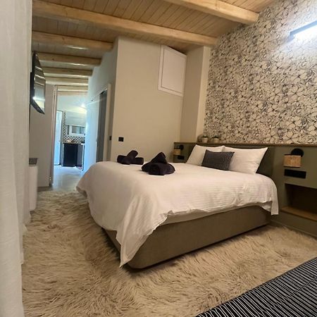 Nerita'S Country Houses Nea Tirins Ngoại thất bức ảnh